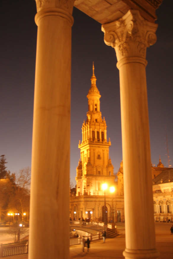 Spain Sevilla Policio Fountain